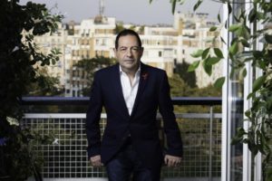 "Romero-Michel tiene una reconocida trayectoria de lucha contra el SIDA de defensa de la eutanásica con la Association pour le droit de mourir dans la dignité"